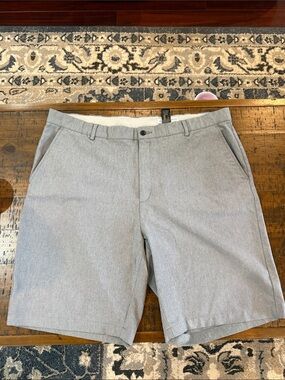 Greg Norman Collection Light Gray Flat Front Shorts